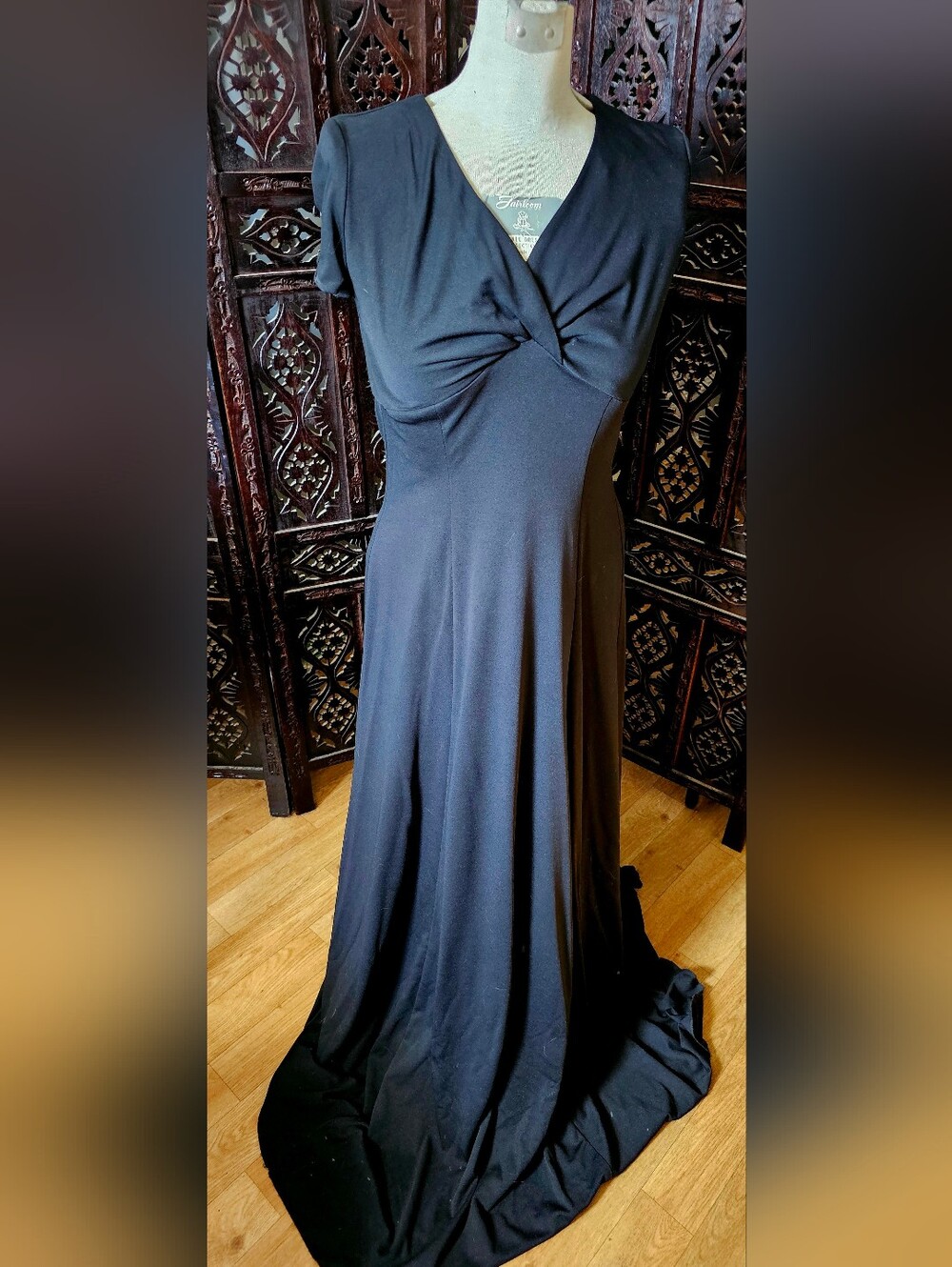 Twist-Front Black Maxi Dress with Cap Sleeves